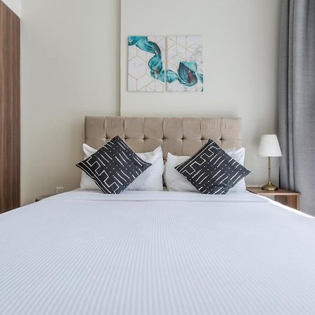 دبي Reva Residences - One Bedroom Apartment By The S Holiday Homes المظهر الخارجي الصورة